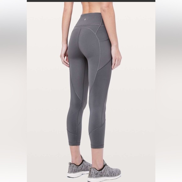 Lululemon All The Right Places Crop II Leggings Women’s Size 6 - Picture 1 of 8